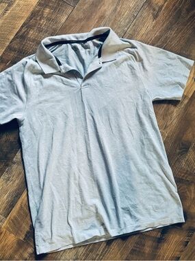 Men's Light Blue Polo Shirt with Contrast Collar - Casual Short Sleeve